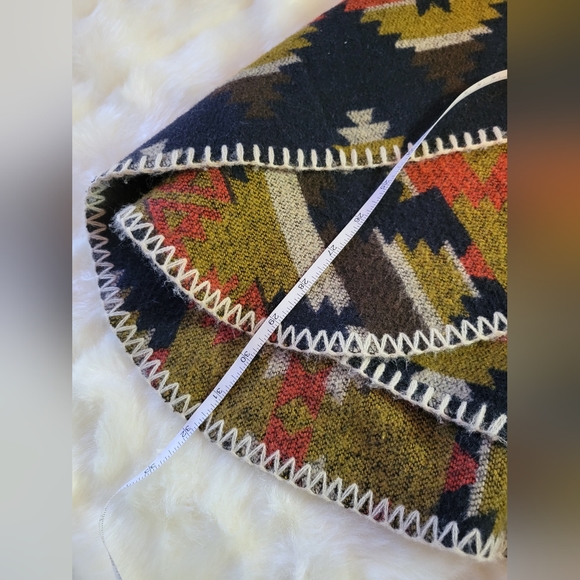 Janice | Aztec Geometric Print Poncho Shawl Boho Knit Cape | One Size - Picture 8 of 10
